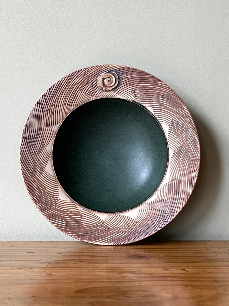 sgraffito bowl